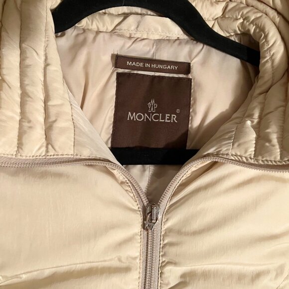 Moncler Down Coat Packable Cream Jacket EUC - Picture 11 of 11